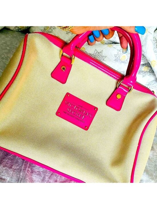 Victoria's Secret Handbags - Vintage Victoria secret sexiest on earth bag